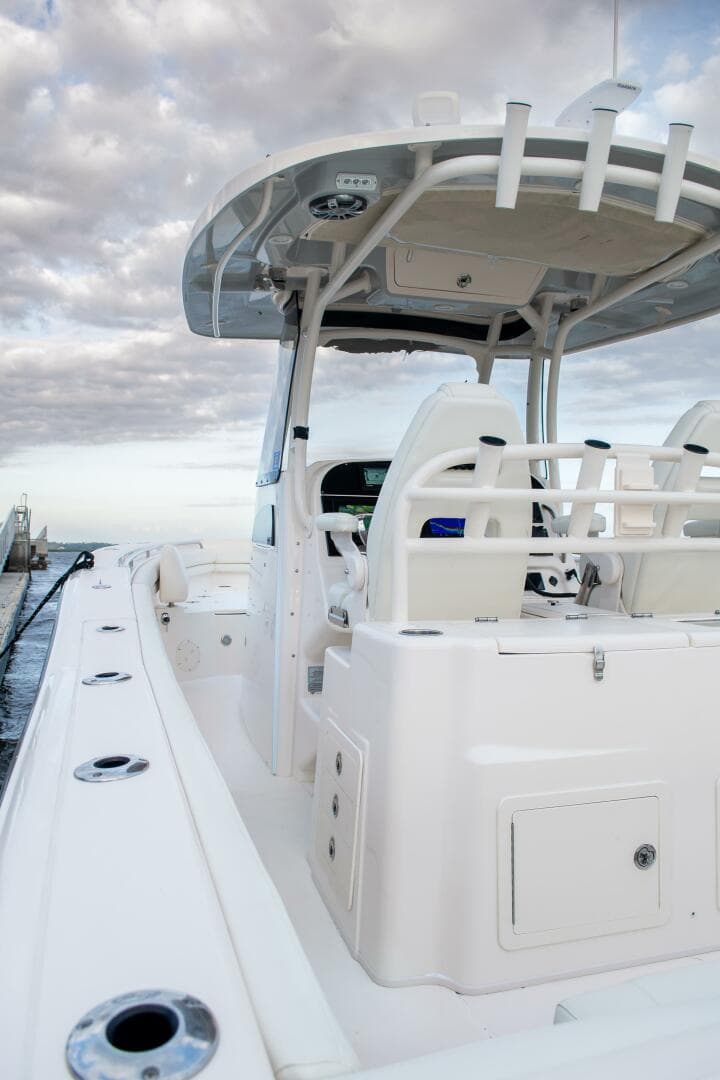 2020 Grady-White — photo 9