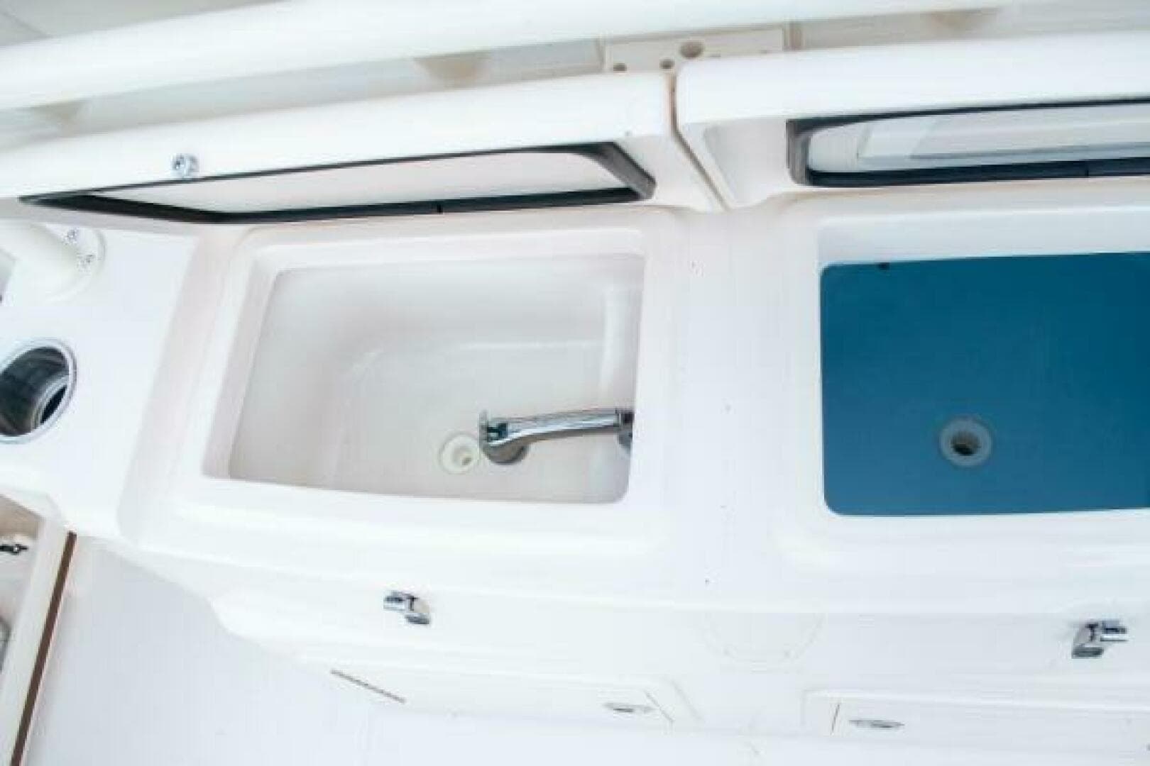 2020 Grady-White — photo 15