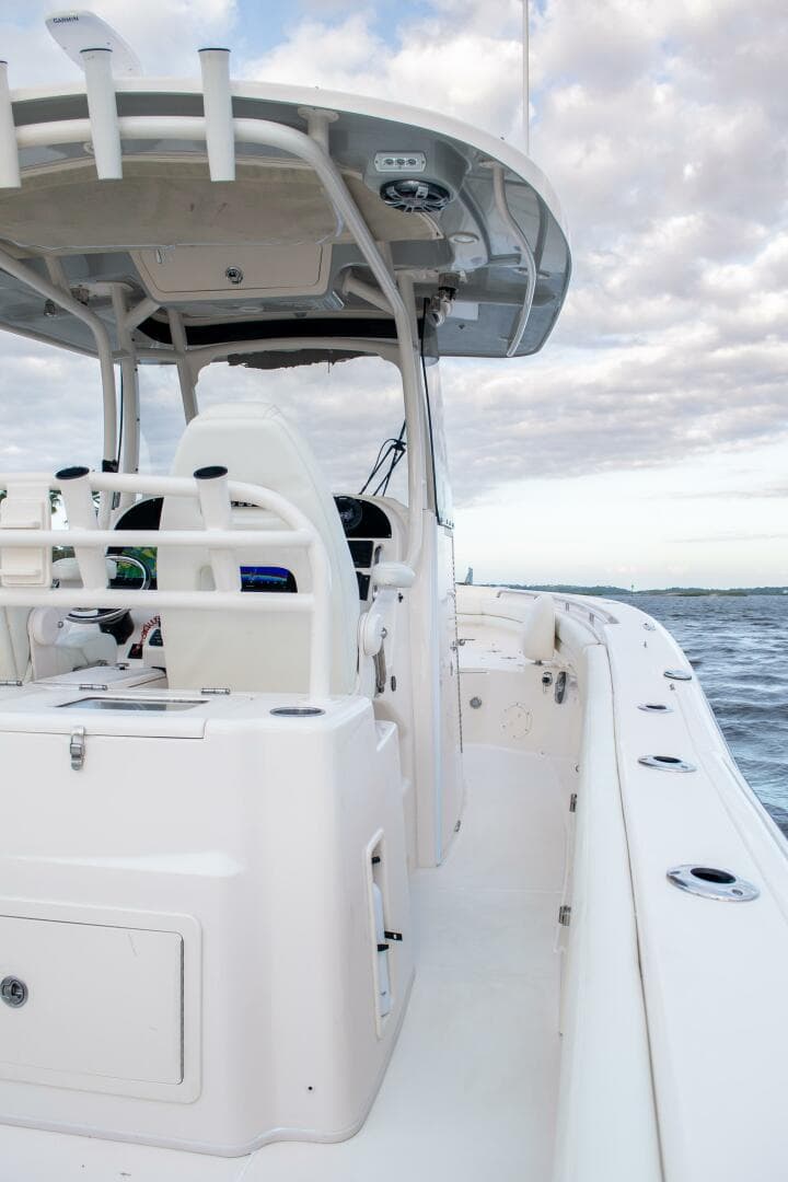 2020 Grady-White — photo 10