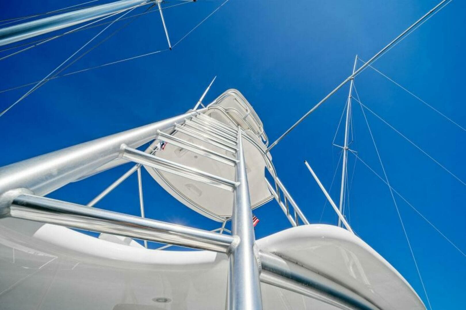 2016 Viking 55 Convertible — photo 43