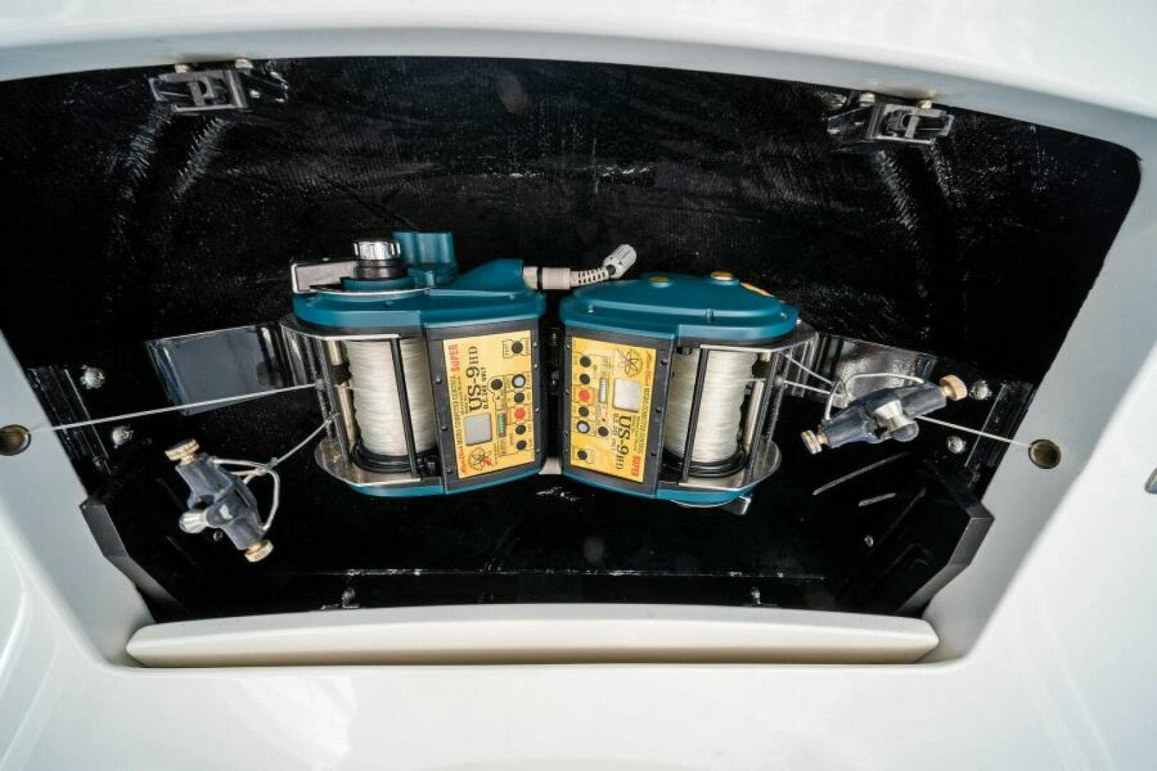 2016 Viking 55 Convertible — photo 39