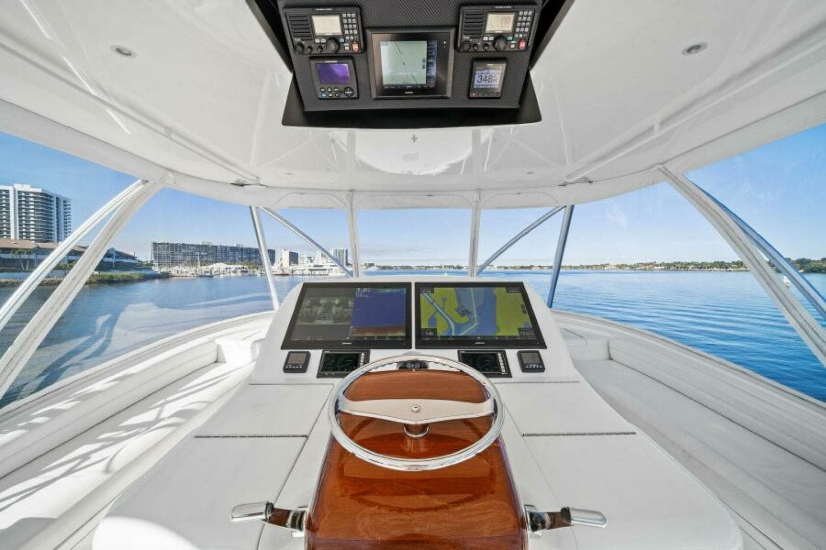 2016 Viking 55 Convertible — photo 34