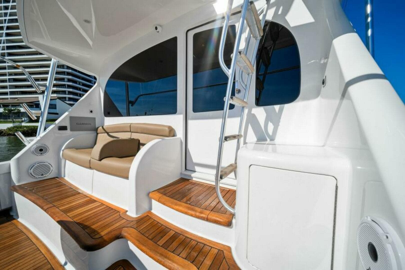 2016 Viking 55 Convertible — photo 25