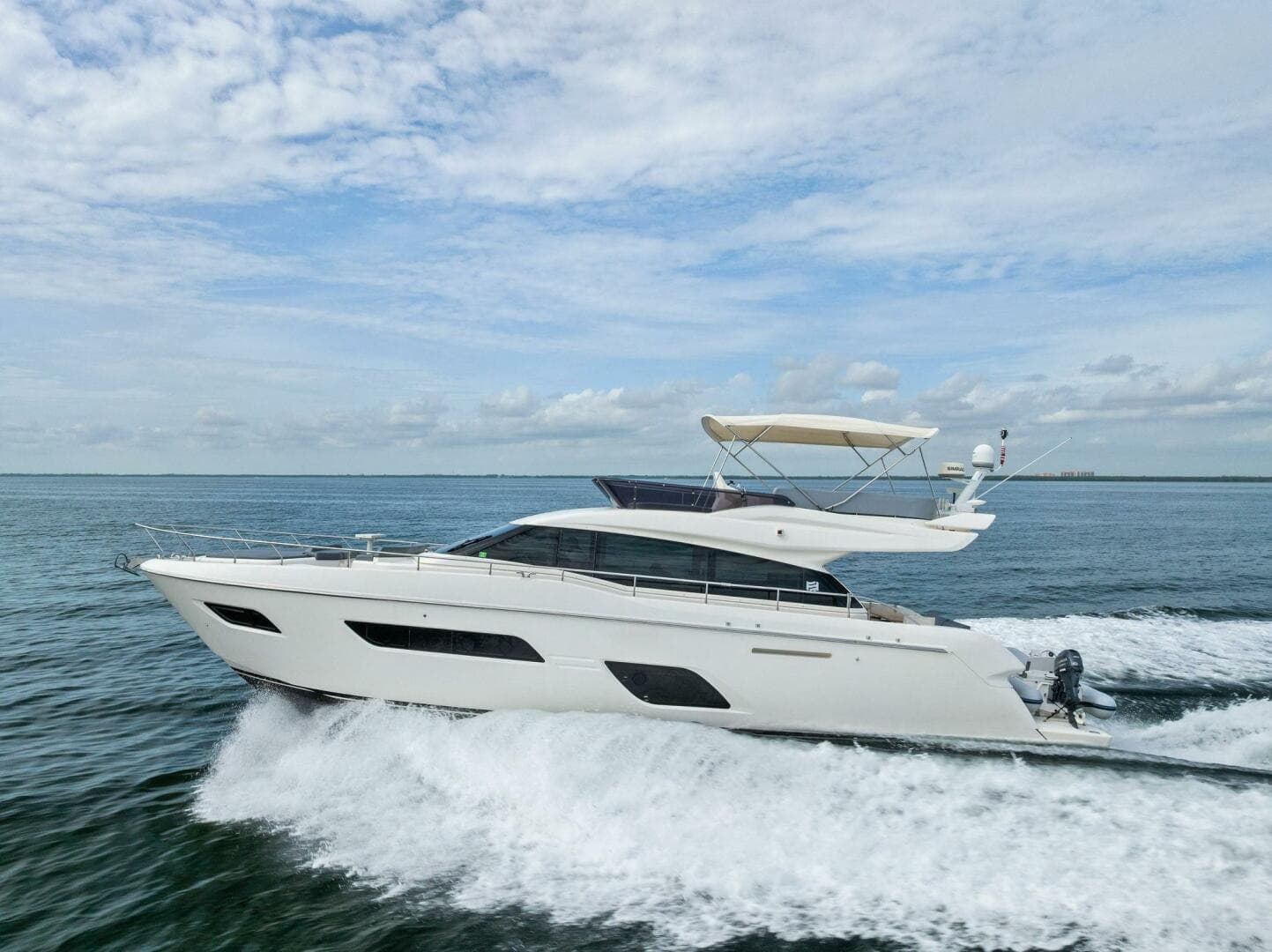 2018 Ferretti Yachts 800 — photo 17