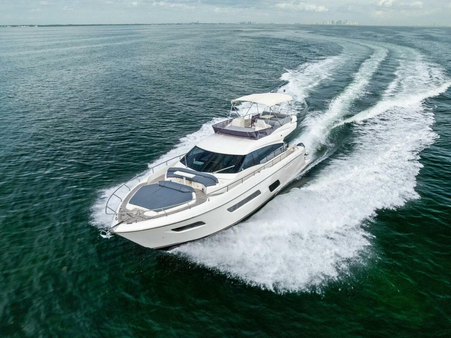2018 Ferretti Yachts 800 — photo 15