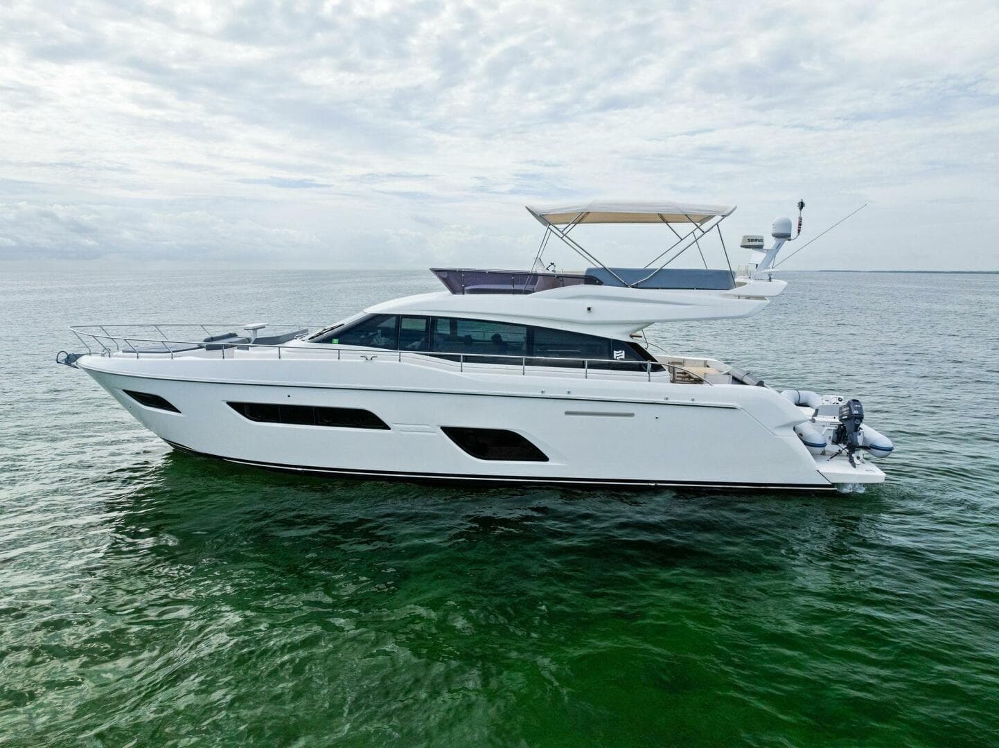 2018 Ferretti Yachts 800 — photo 5
