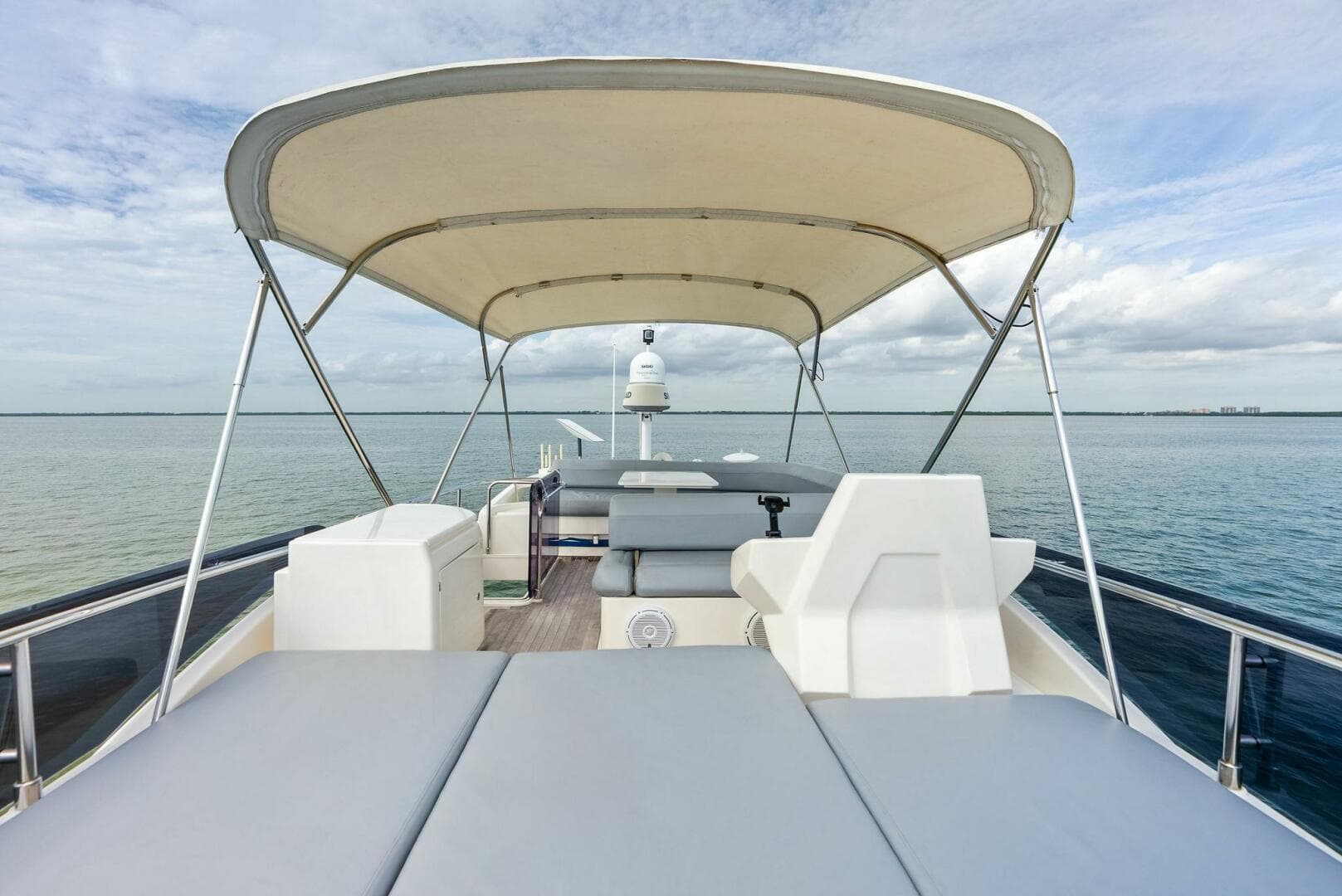 2018 Ferretti Yachts 800 — photo 43