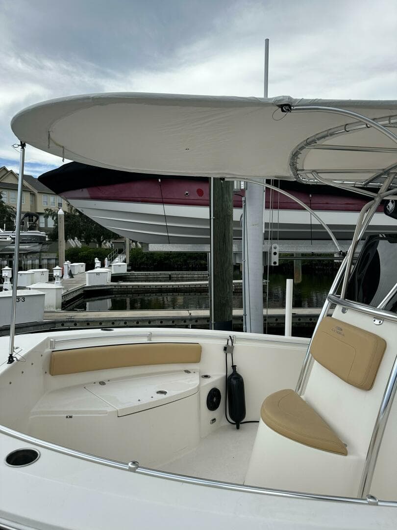 2019 Cobia 22 Center Console — photo 10