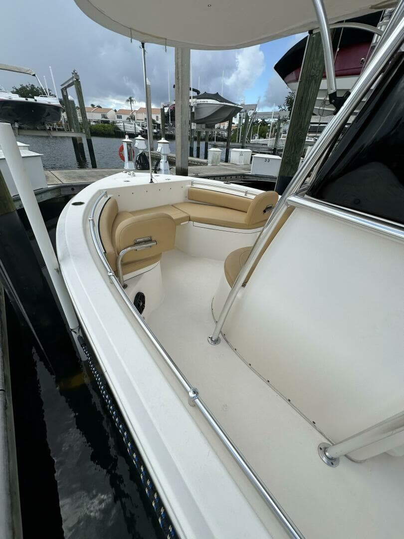 2019 Cobia 22 Center Console — photo 7
