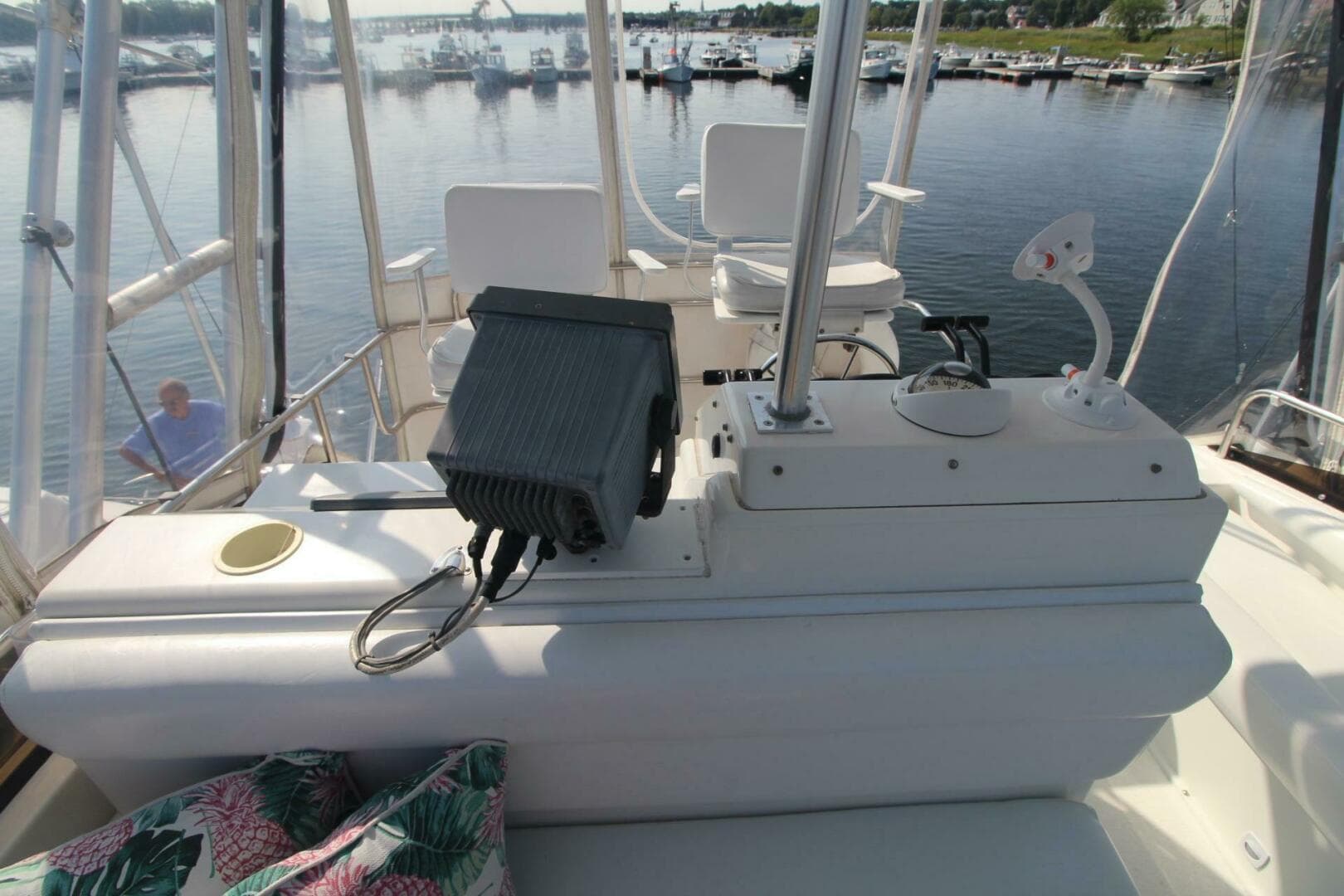 1996 Silverton 41 Convertible — photo 16