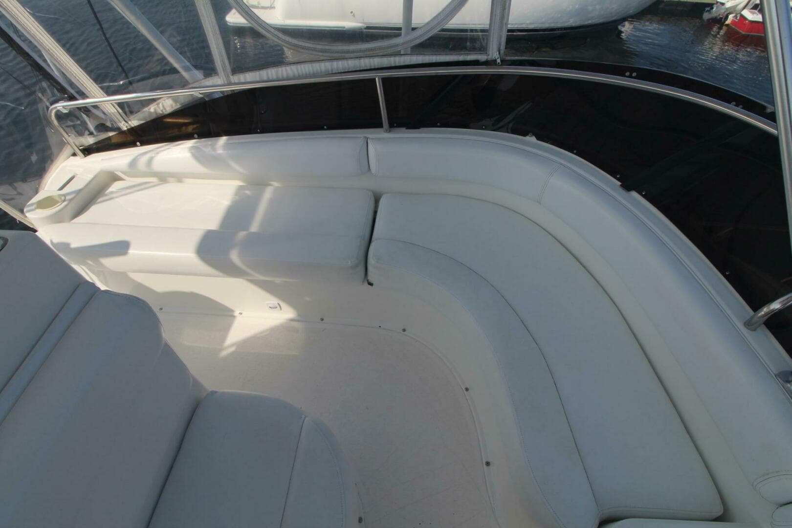 1996 Silverton 41 Convertible — photo 9