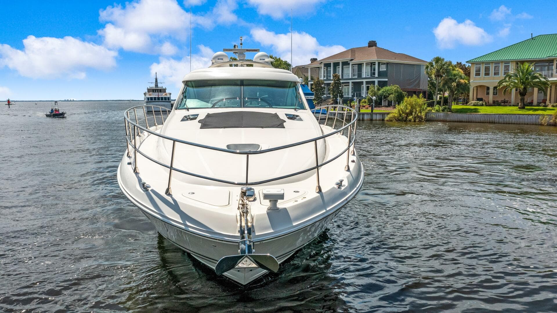 2013 Sea Ray 610 Sundancer — photo 7