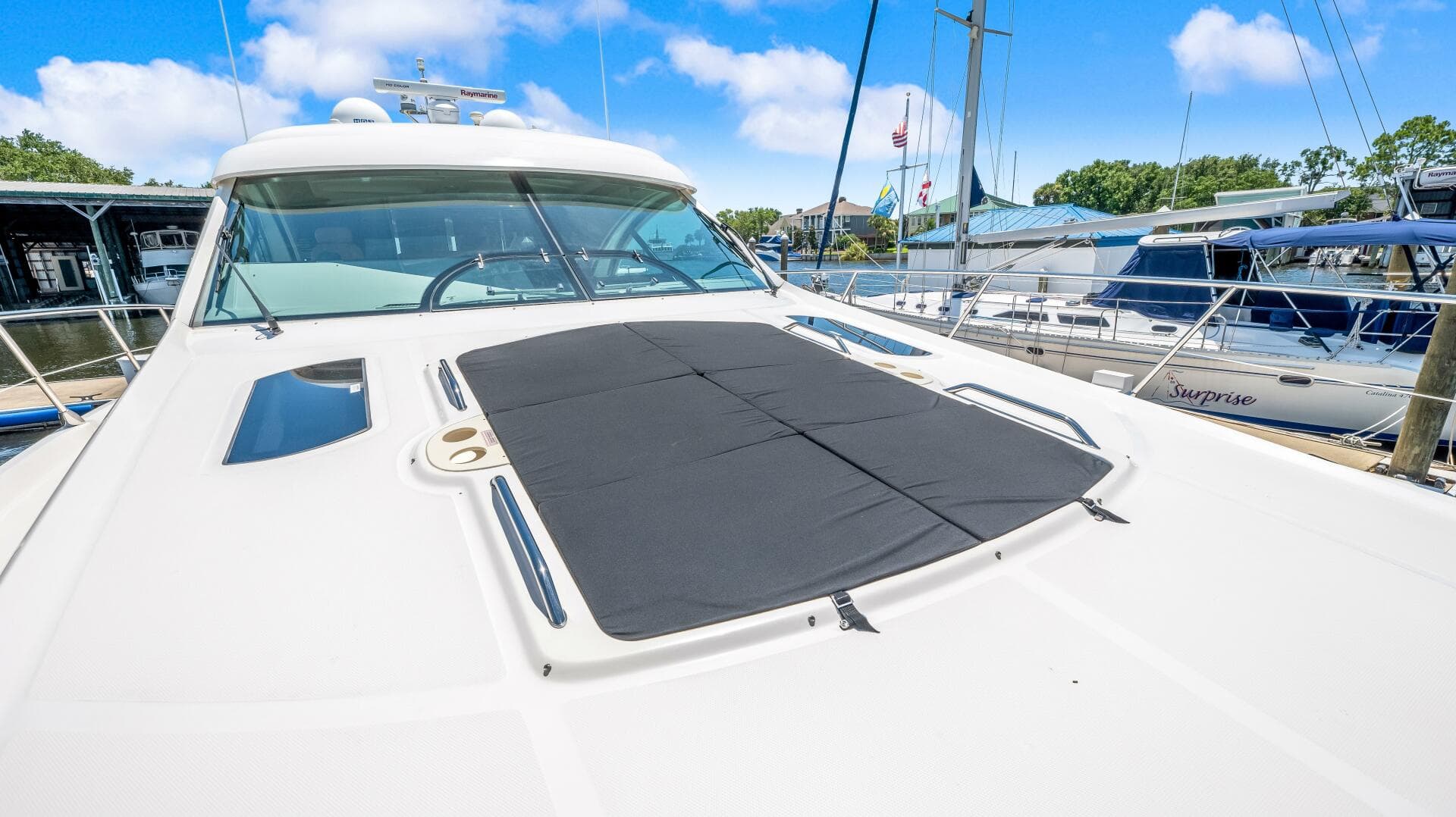 2013 Sea Ray 610 Sundancer — photo 46