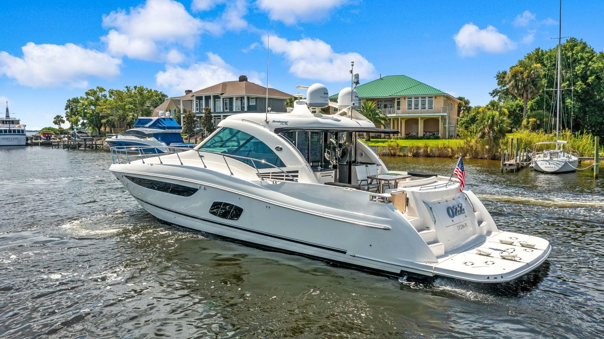 2013 Sea Ray 610 Sundancer — photo 4