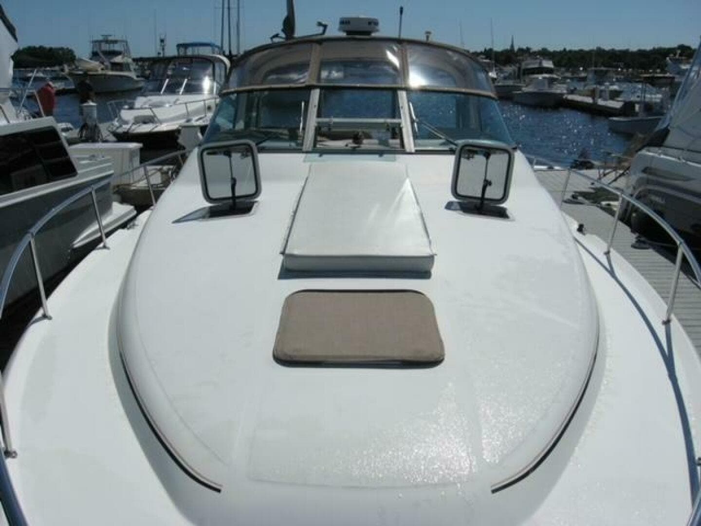 1998 Sea Ray 330 Express — photo 11