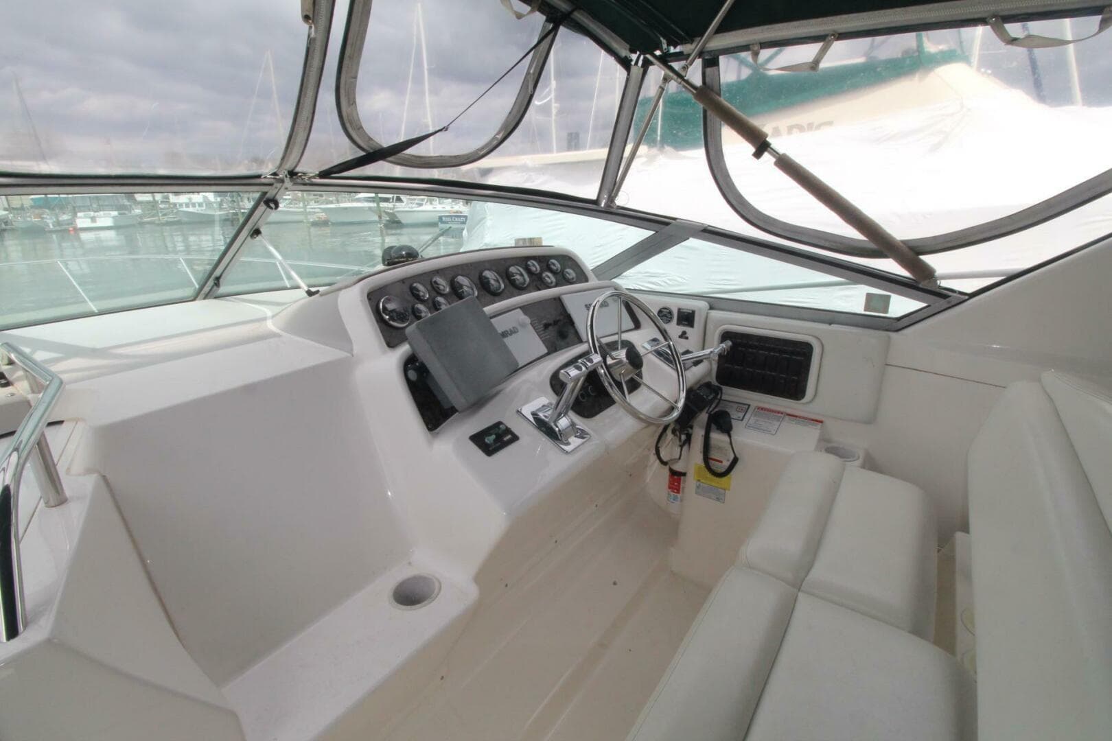 1998 Wellcraft 3200 Martinique — photo 3
