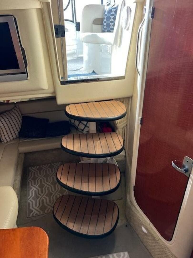 2005 Sea Ray 320 Sundancer — photo 20