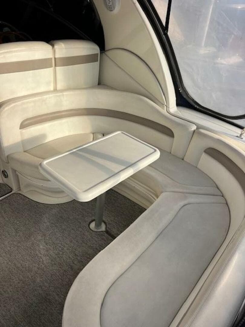 2005 Sea Ray 320 Sundancer — photo 13