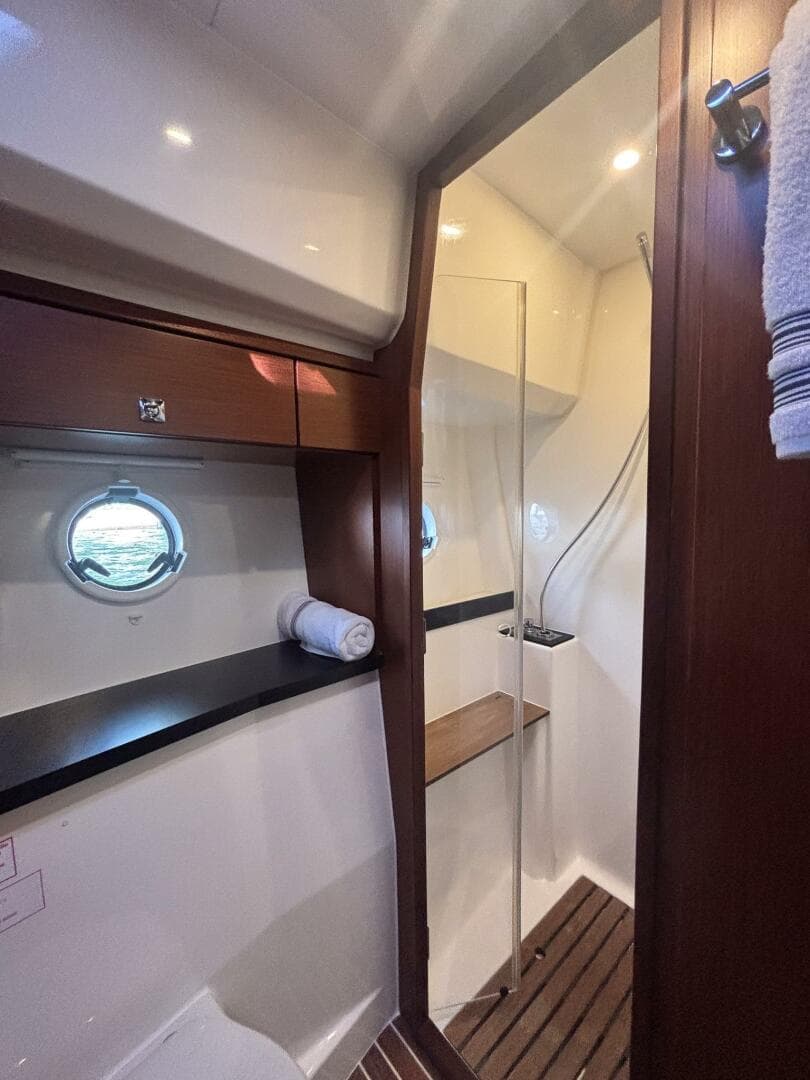 2015 Bavaria 420 Virtess Coupe — photo 16