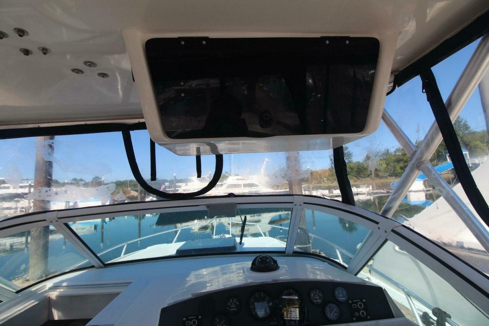 2001 Mako 293 Walk Around — photo 16