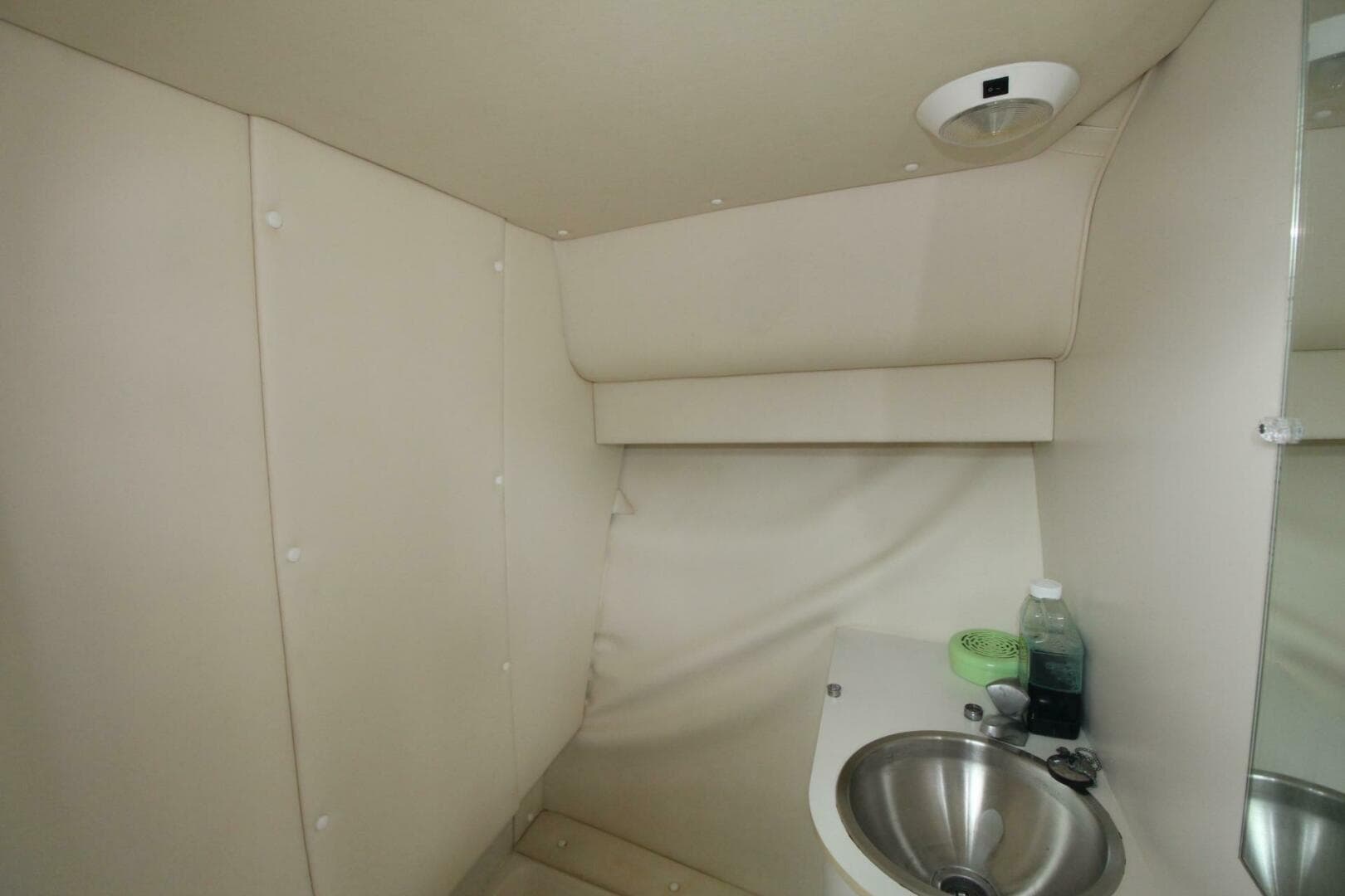 2001 Tiara Sport 2900 Coronet — photo 19