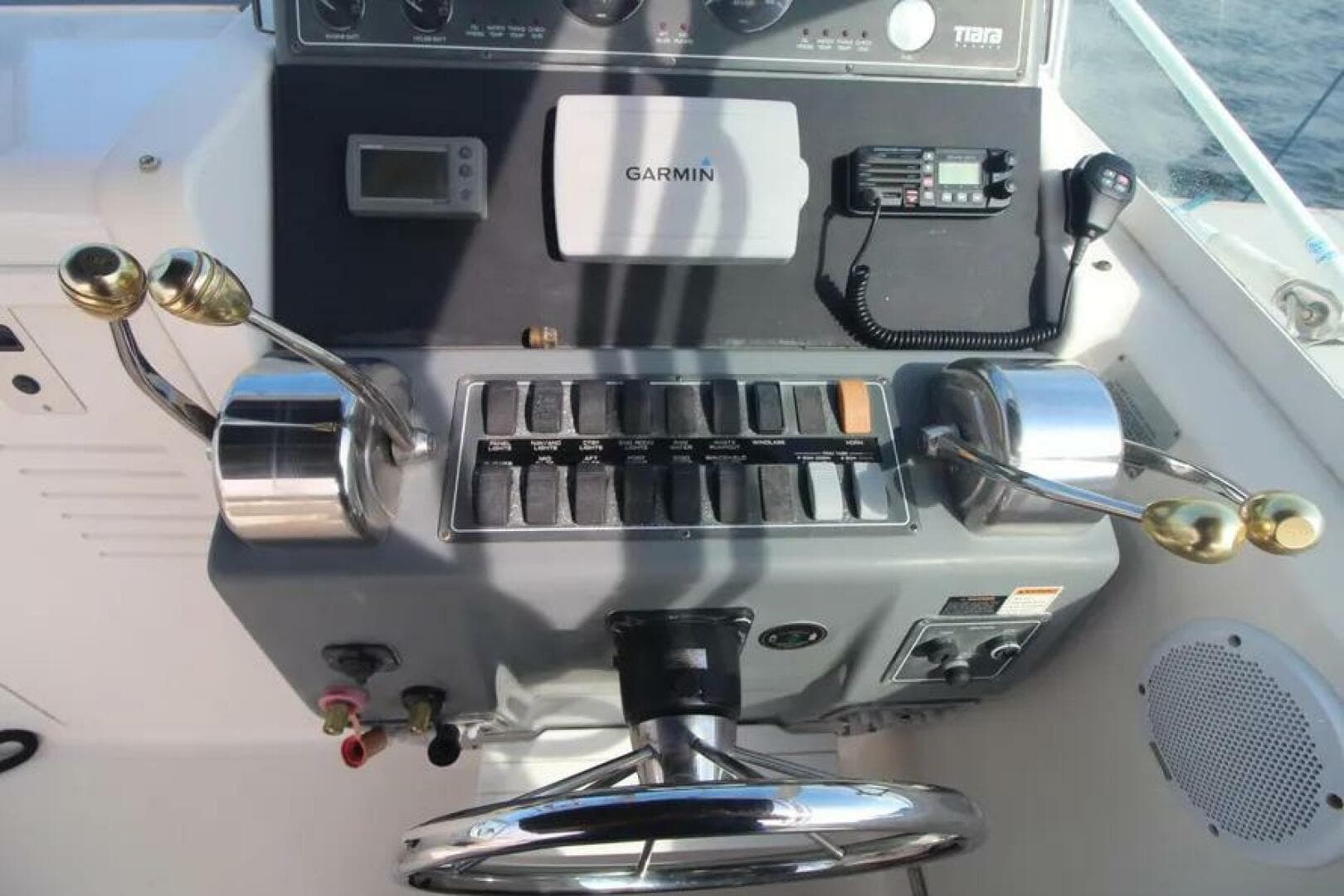 2001 Tiara Sport 2900 Coronet — photo 15