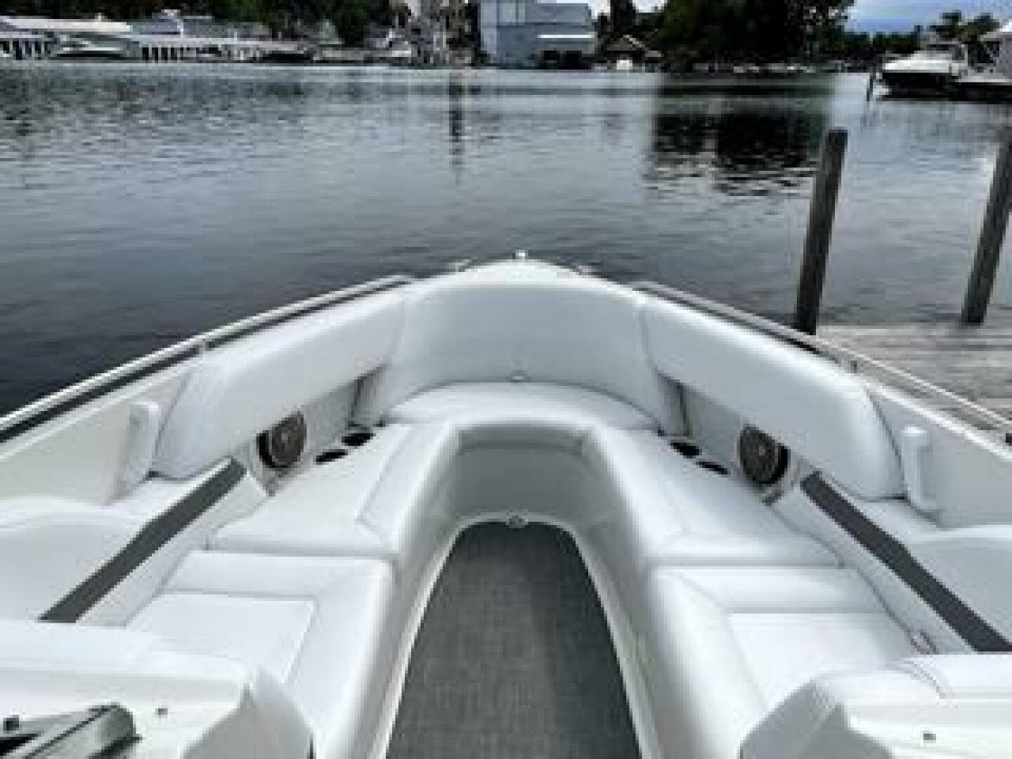 2001 Formula 280 Bow Rider — photo 3