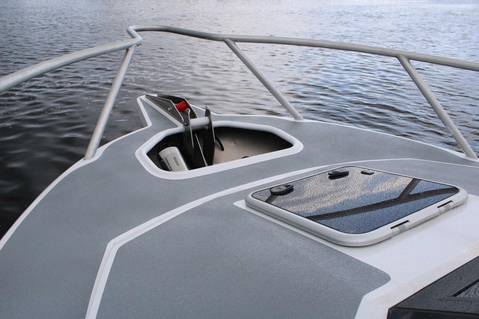 2024 Custom Genesis Craft 2700 Cuddy — photo 17