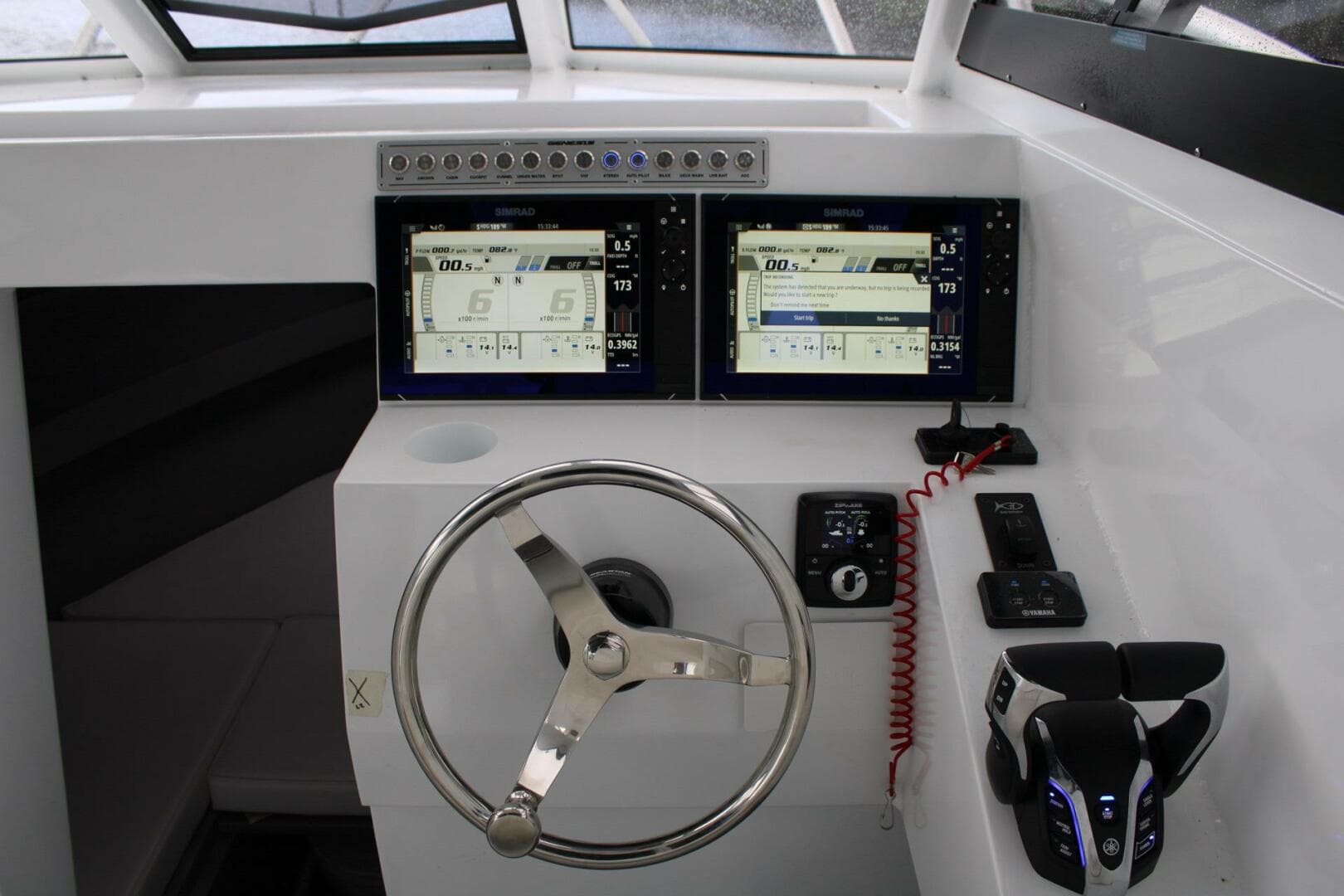 2024 Custom Genesis Craft 2700 Cuddy — photo 12