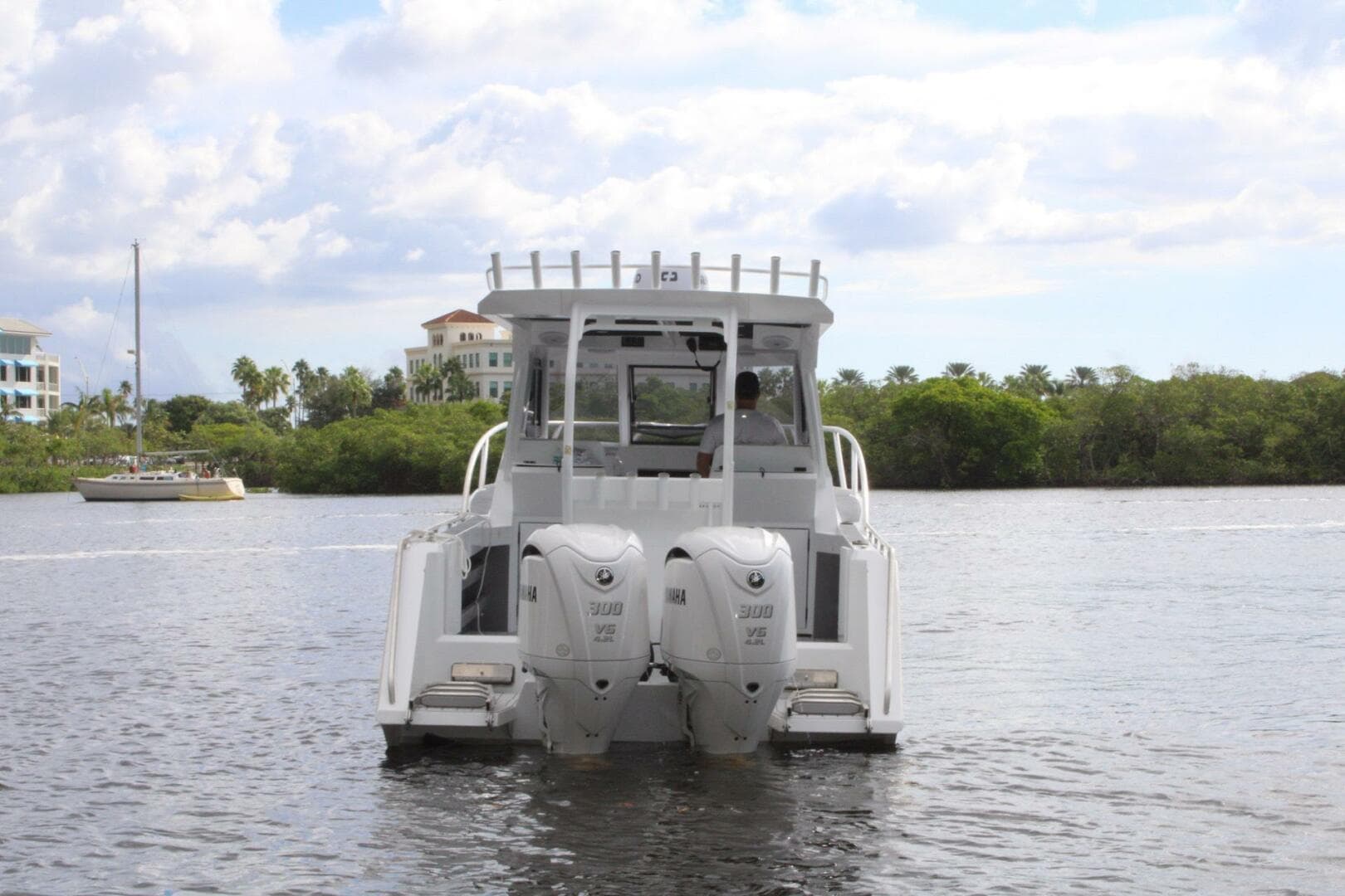 2024 Custom Genesis Craft 2700 Cuddy — photo 5