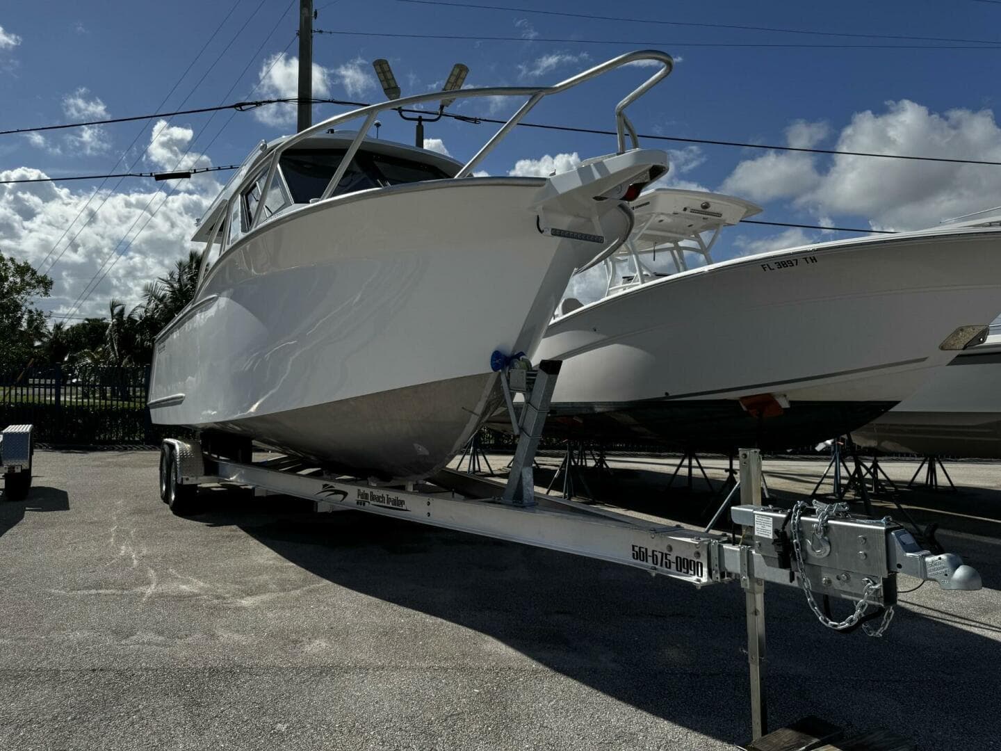 2024 Custom Genesis Craft 2700 Cuddy — photo 22