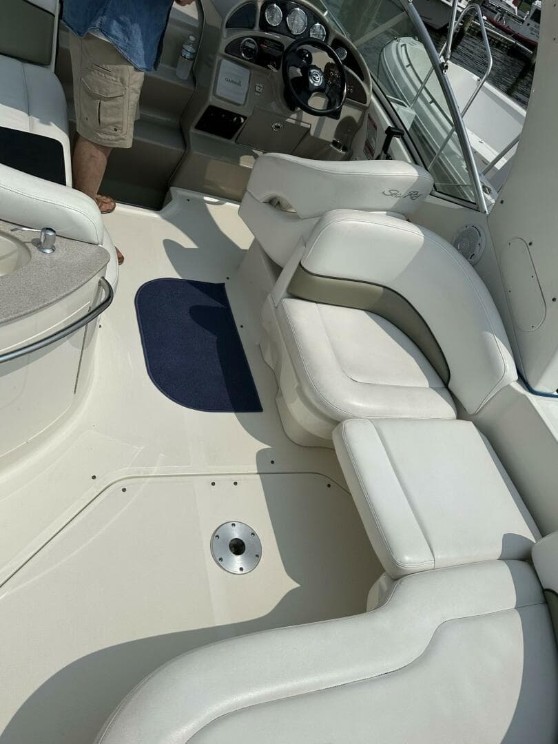 2007 Sea Ray 260 Sundancer — photo 15