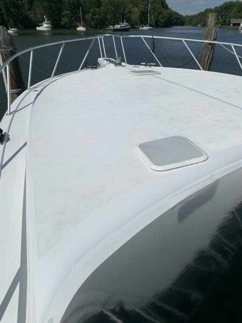 2000 Viking 50 Convertible Sportfish — photo 10