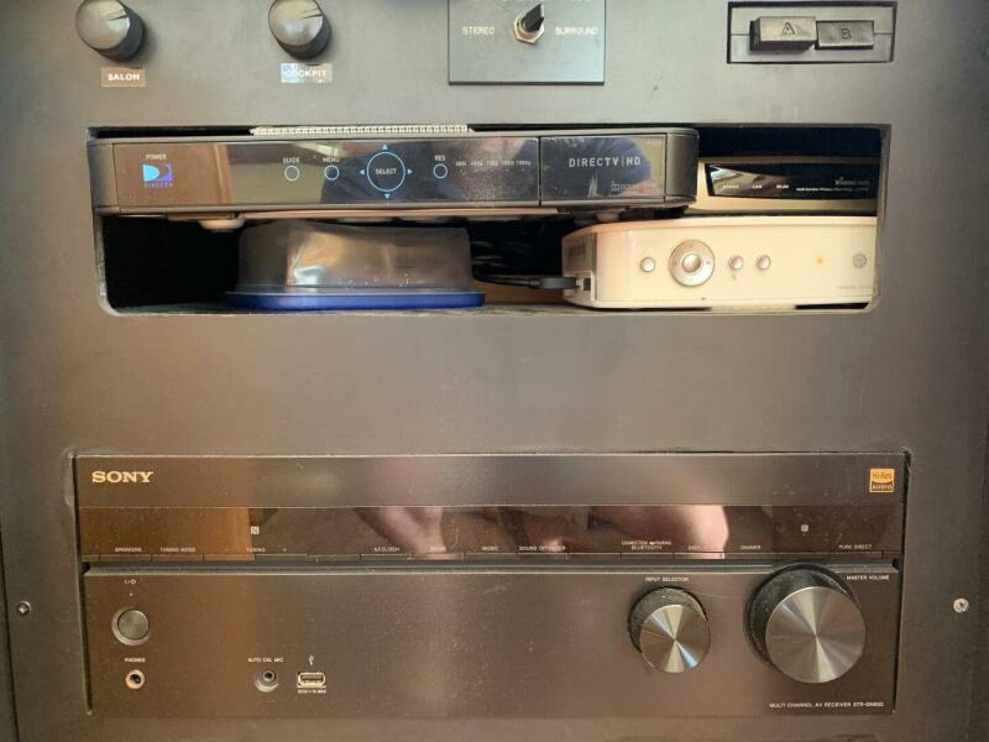 2000 Viking 50 Convertible Sportfish — photo 34