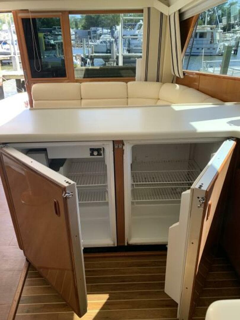 2000 Viking 50 Convertible Sportfish — photo 32
