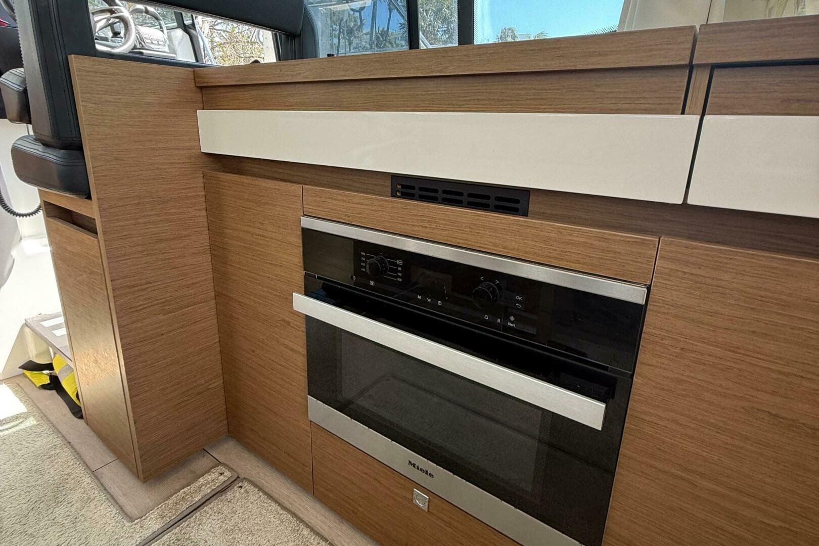 2020 Jeanneau — photo 25