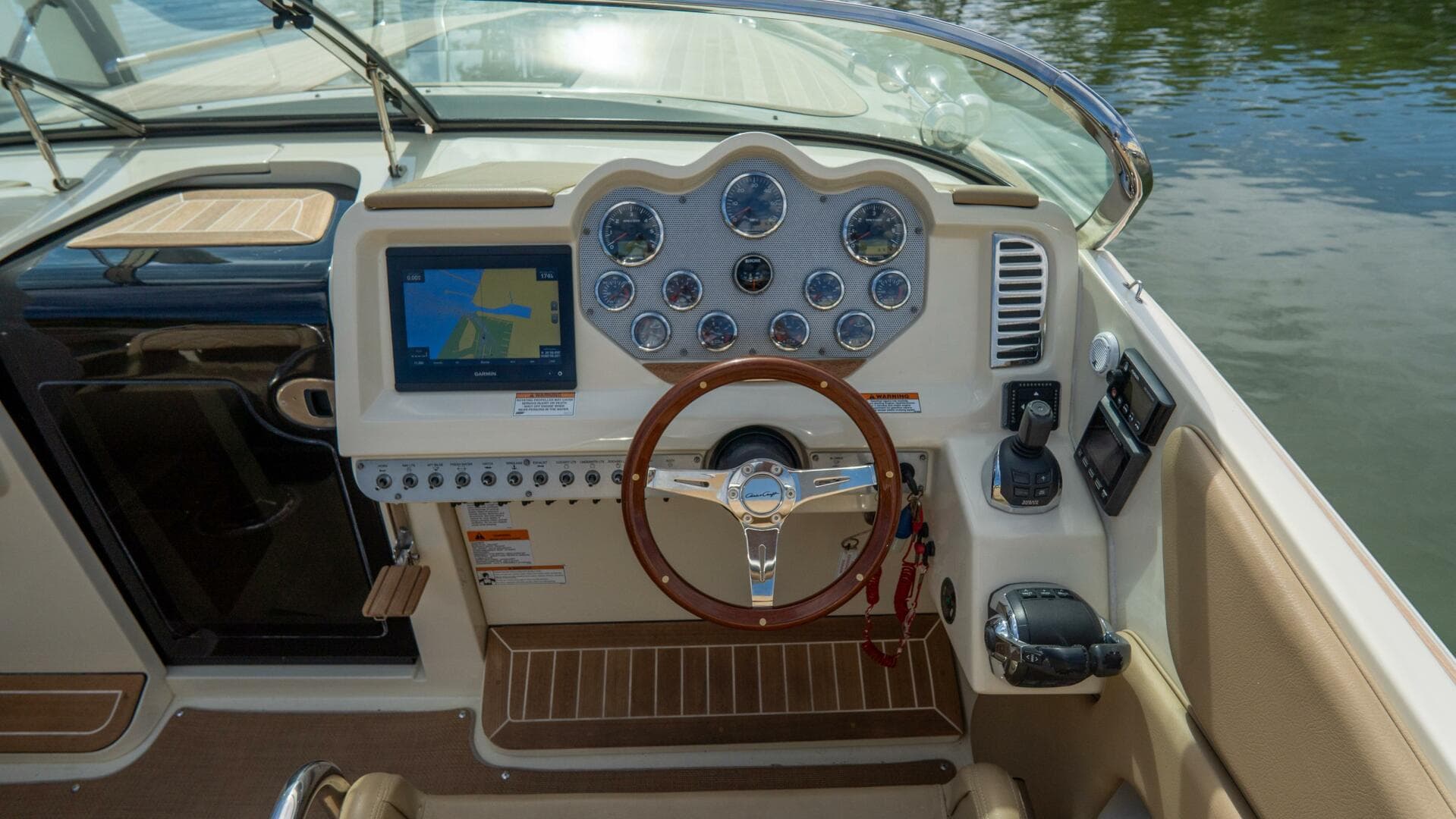 2017 Chris-Craft Corsair Heritage Edition — photo 40