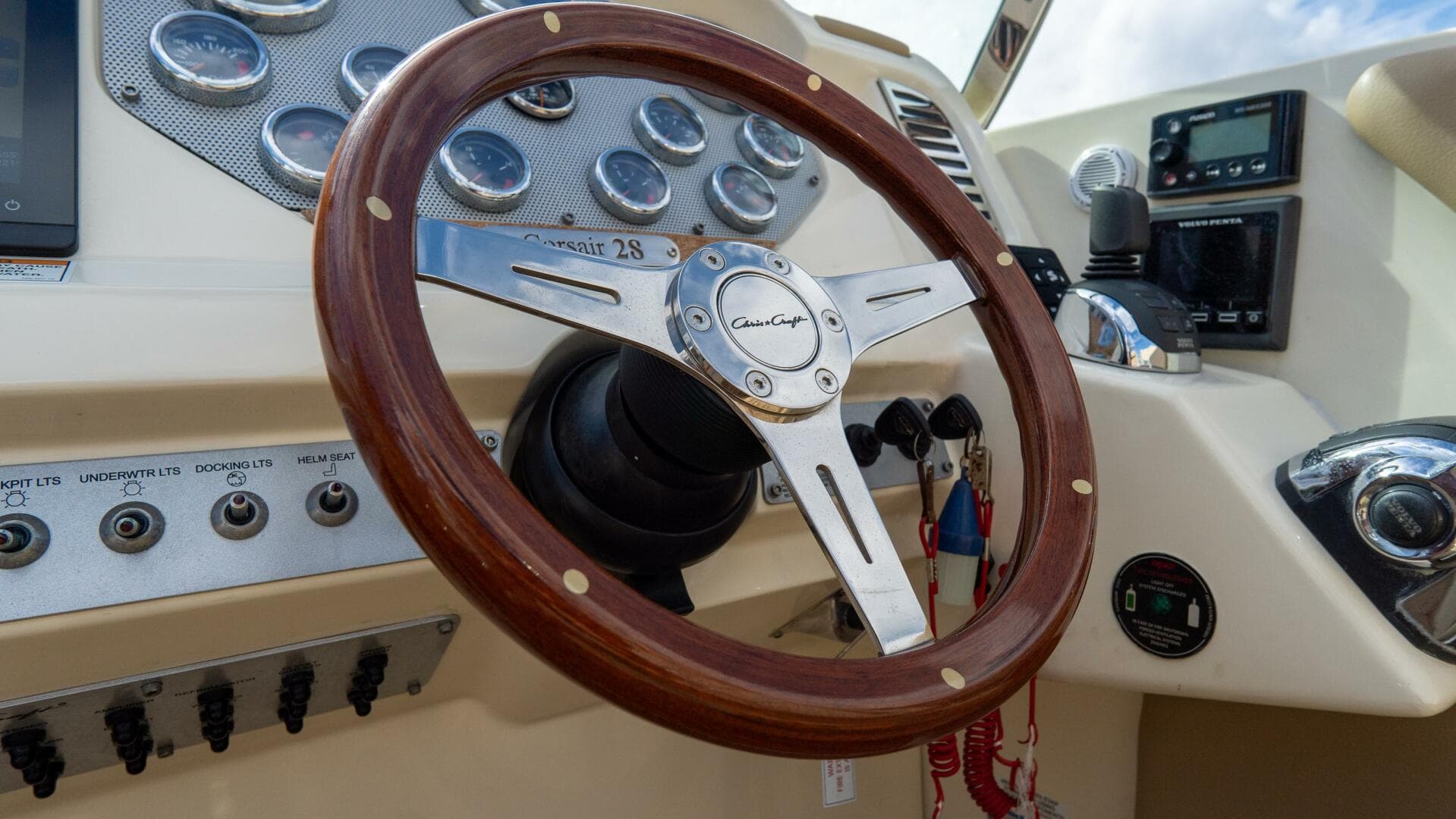 2017 Chris-Craft Corsair Heritage Edition — photo 33