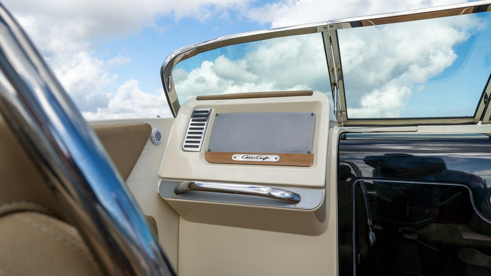 2017 Chris-Craft Corsair Heritage Edition — photo 49