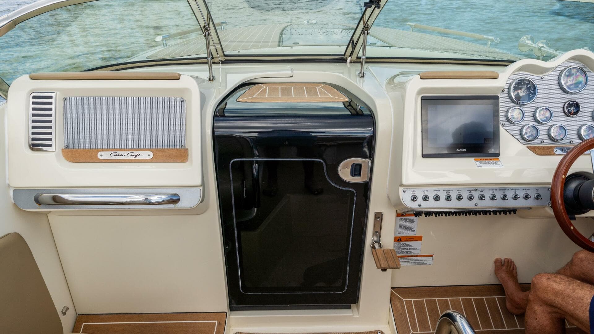 2017 Chris-Craft Corsair Heritage Edition — photo 63