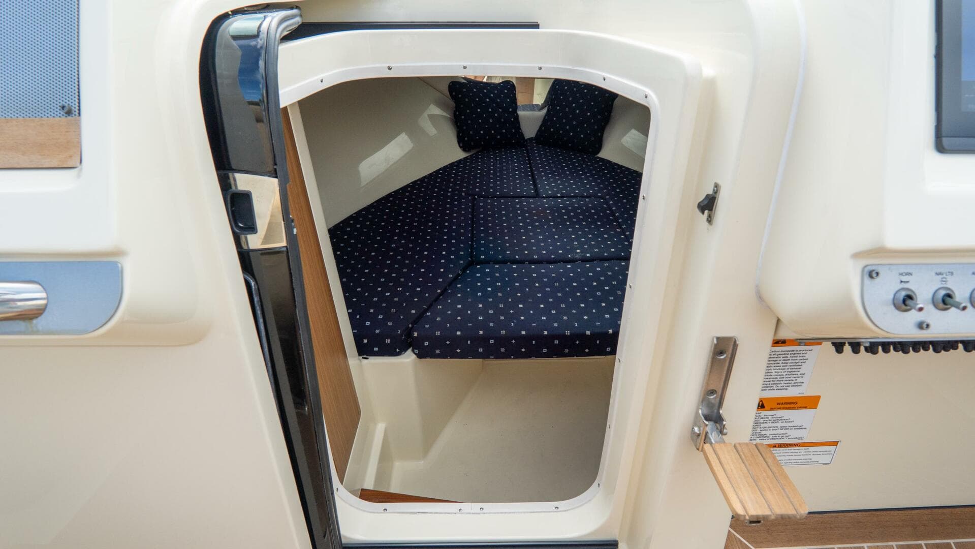 2017 Chris-Craft Corsair Heritage Edition — photo 64