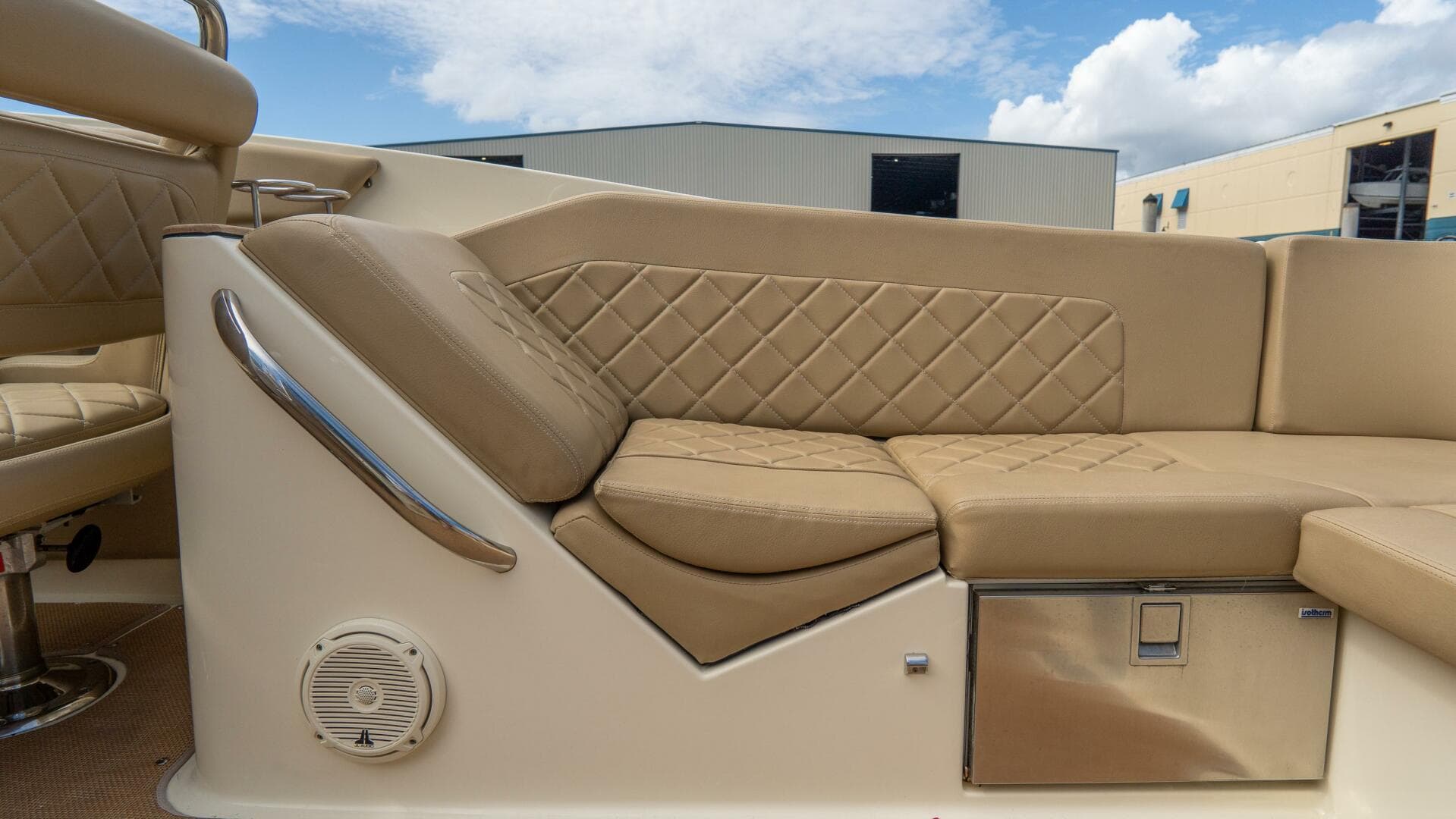 2017 Chris-Craft Corsair Heritage Edition — photo 60