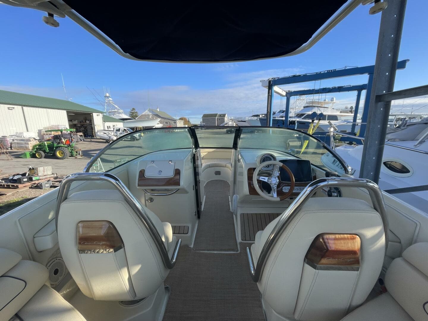 2020 Chris-Craft Launch 28 GT — photo 11