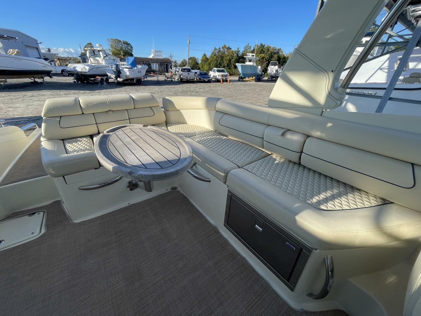 2020 Chris-Craft Launch 28 GT — photo 9