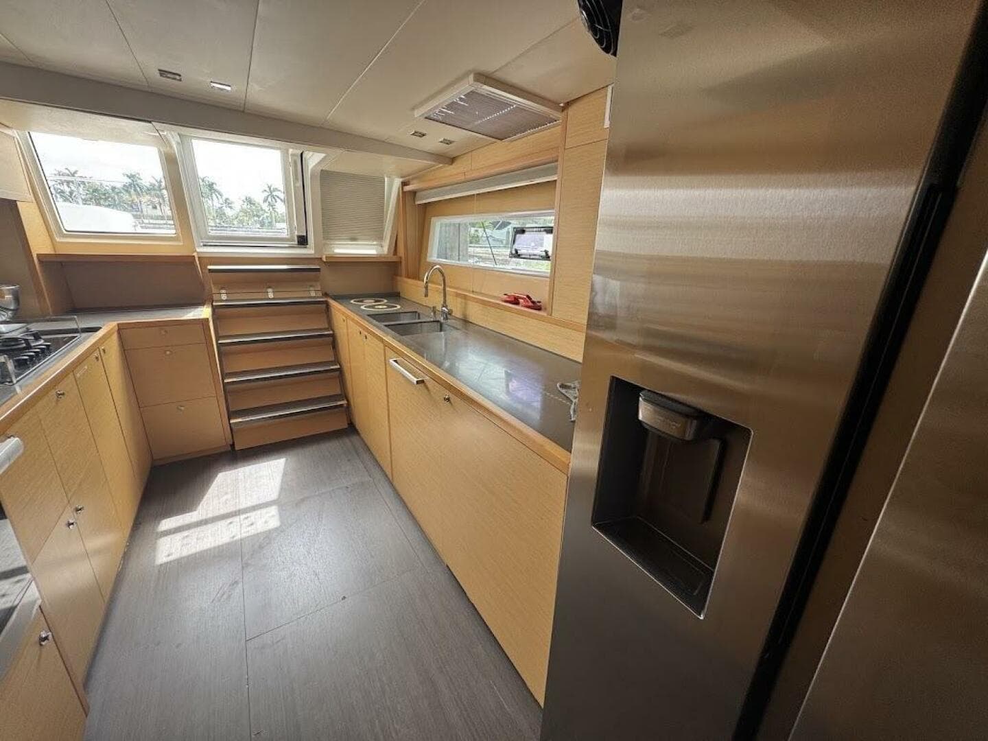 2015 Lagoon — photo 12