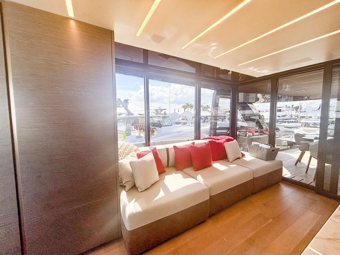 2024 Explorer 62 — photo 7