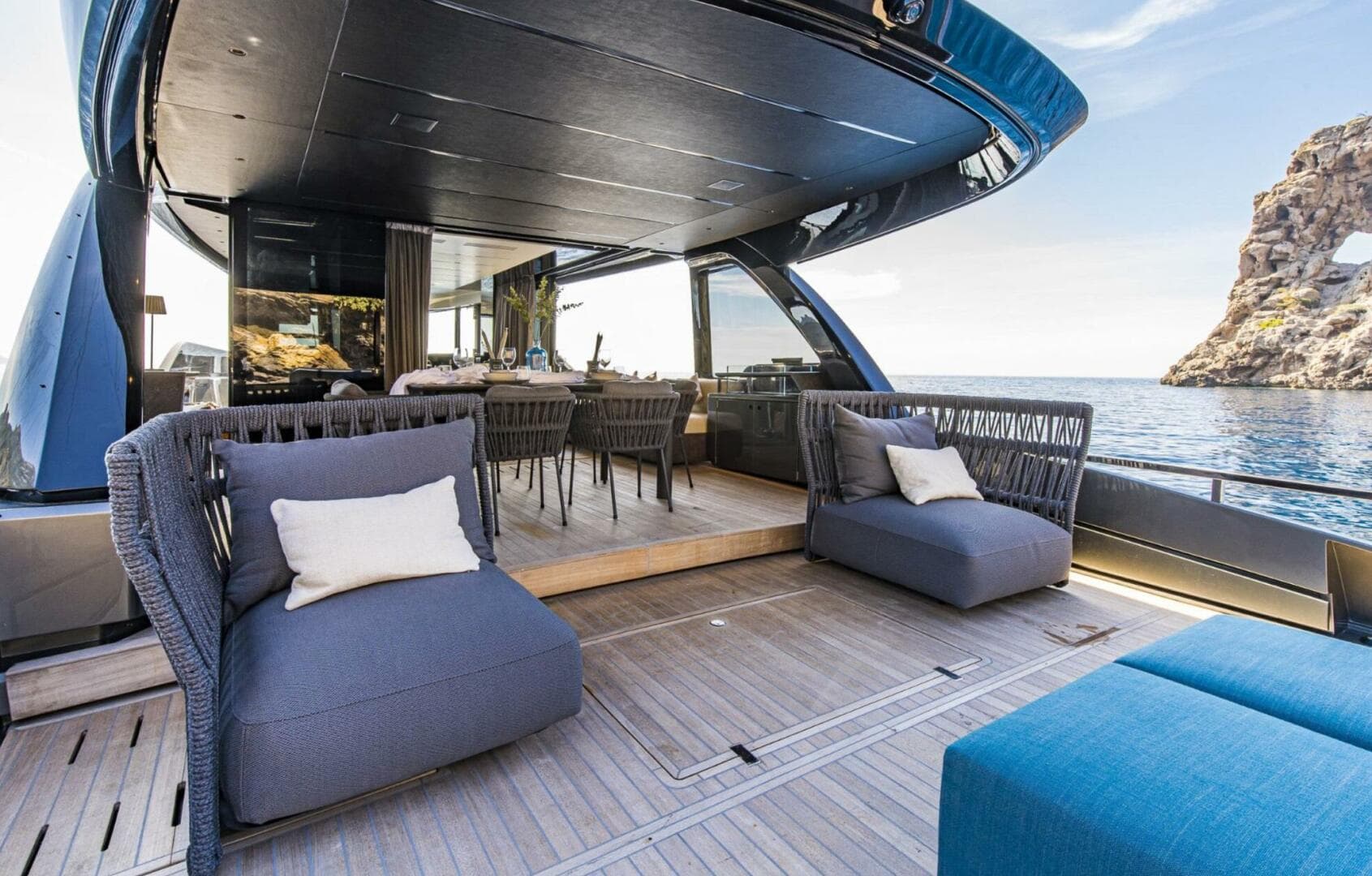 2024 Explorer 62 — photo 3