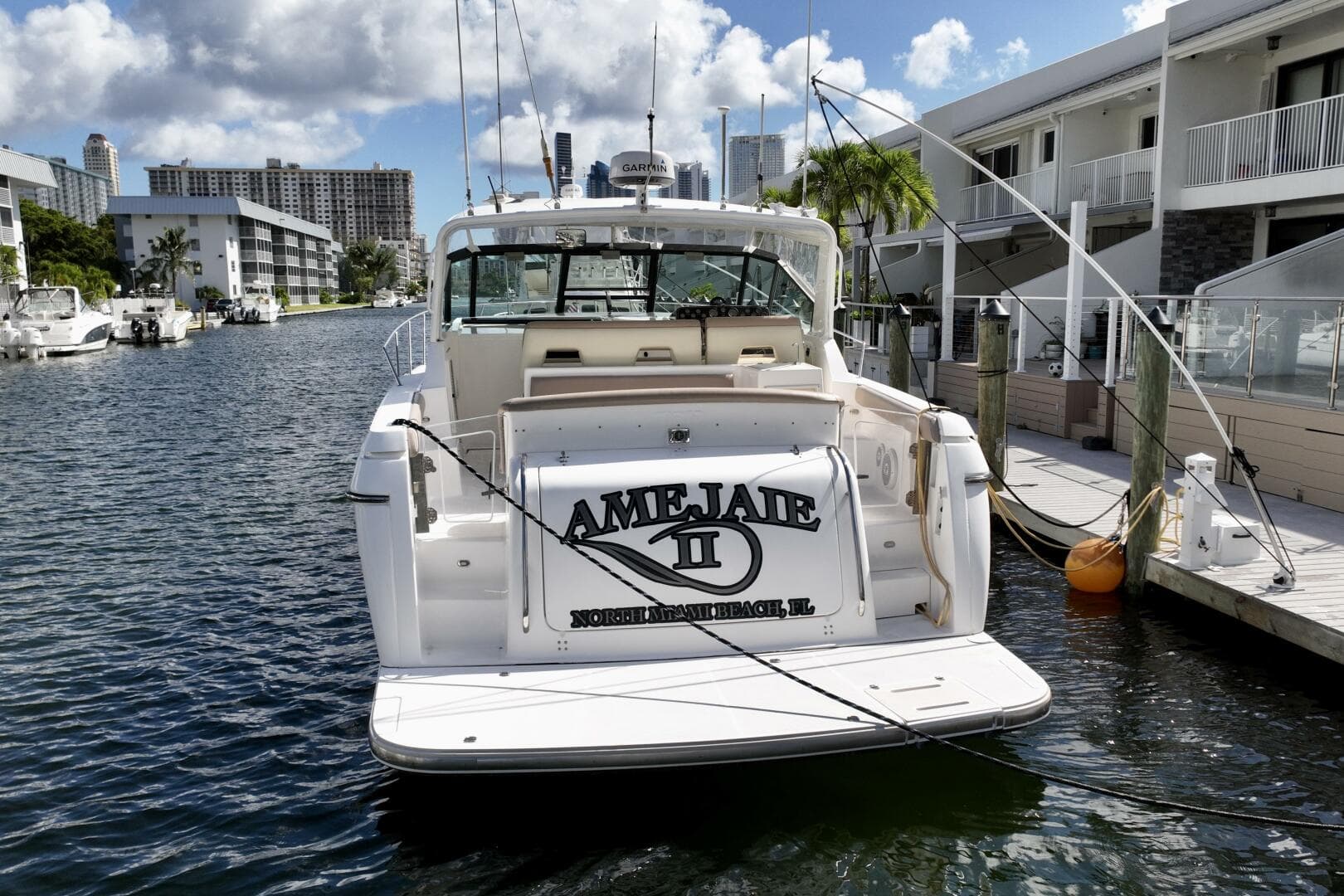 2000 Tiara Yachts 3500 Express — photo 30