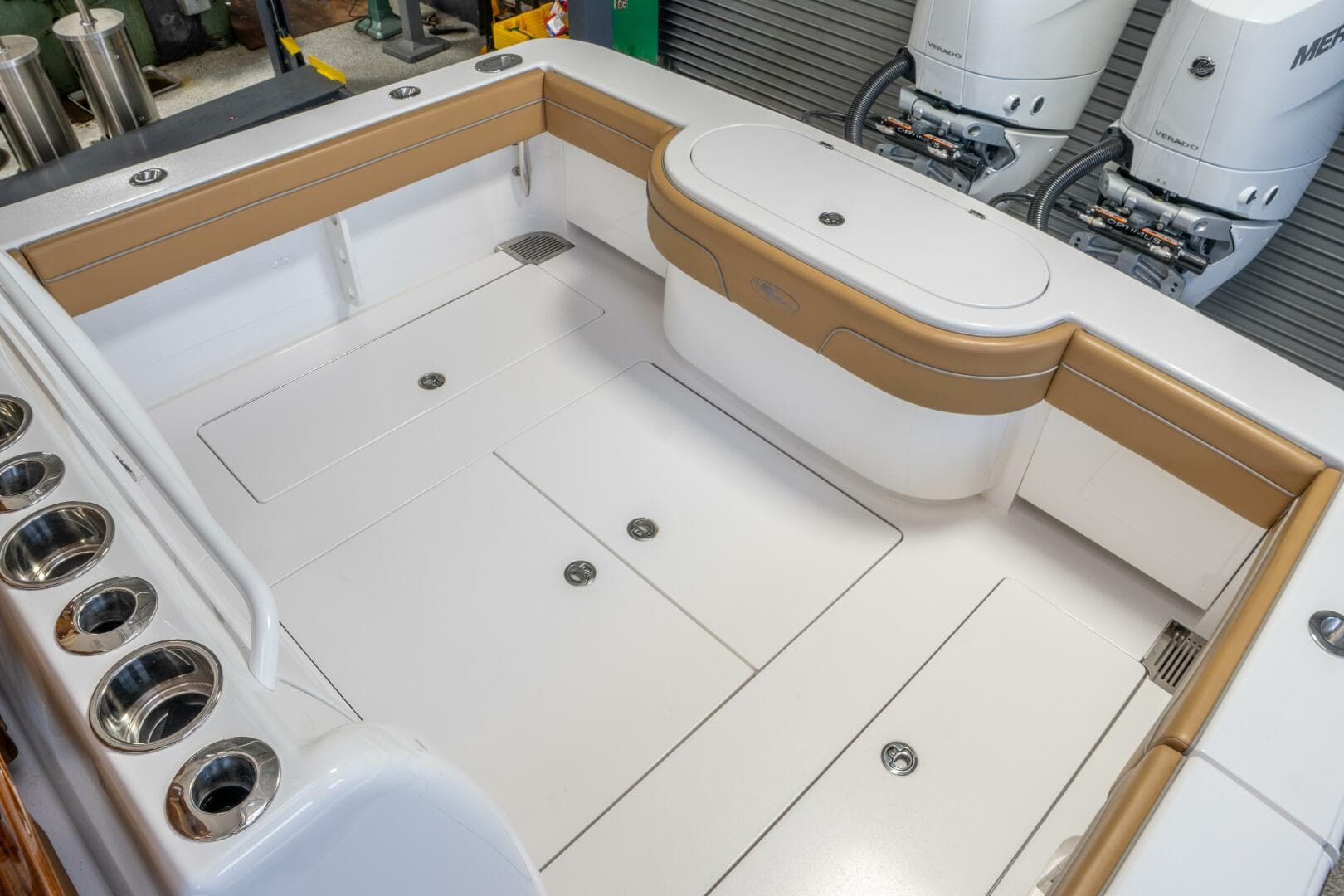 2023 Valhalla Boatworks V-33 — photo 17