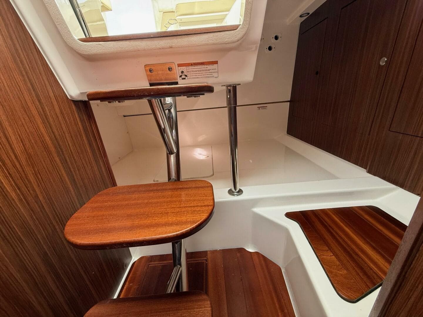 2017 Pursuit OS 325 Offshore — photo 27